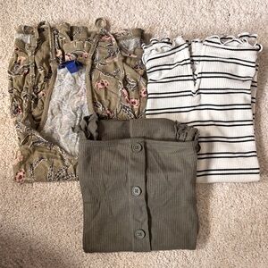 Aeropostale Tops - Set of 3